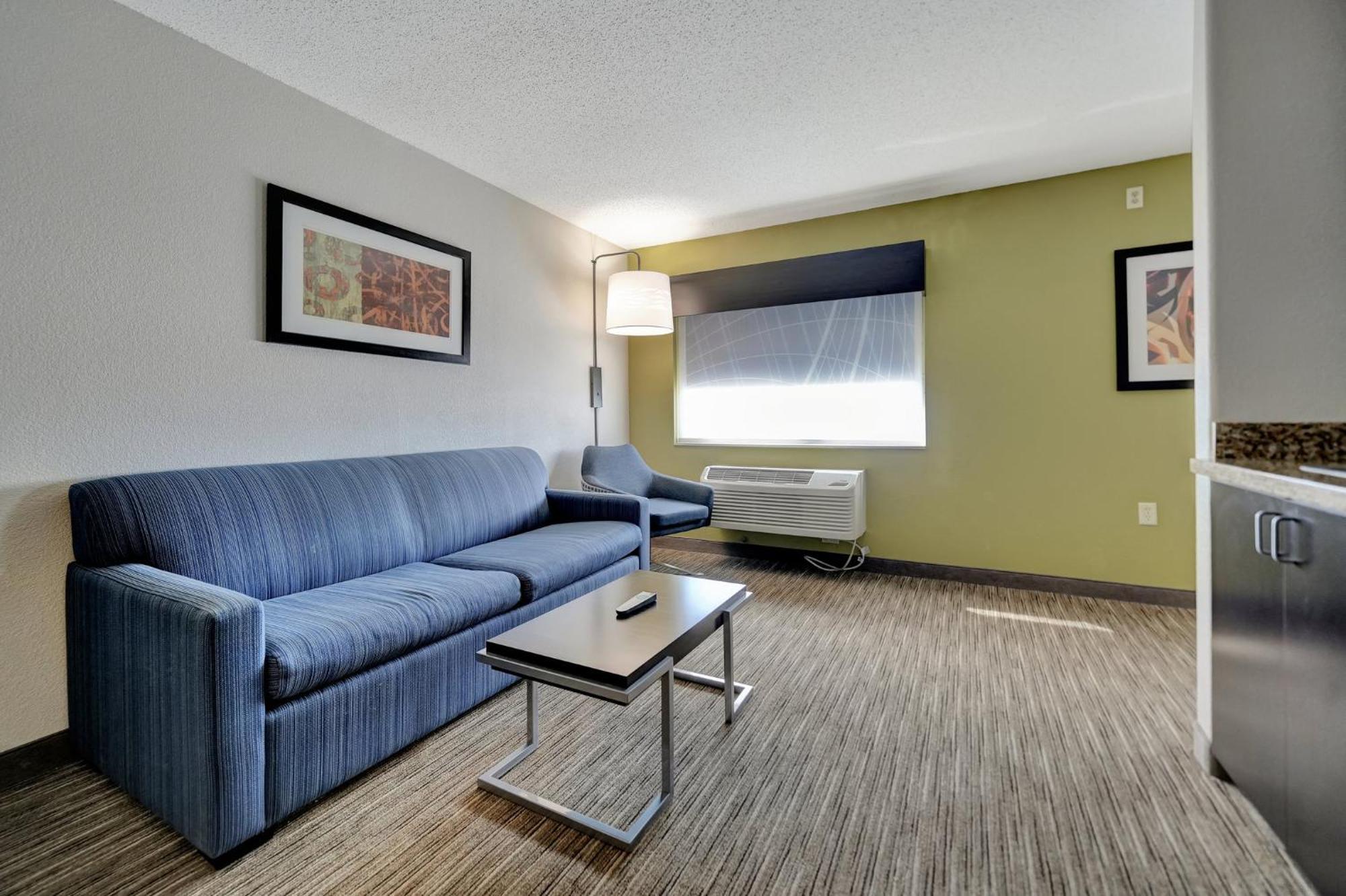Holiday Inn Express Hotel & Suites Beatrice By Ihg Екстериор снимка