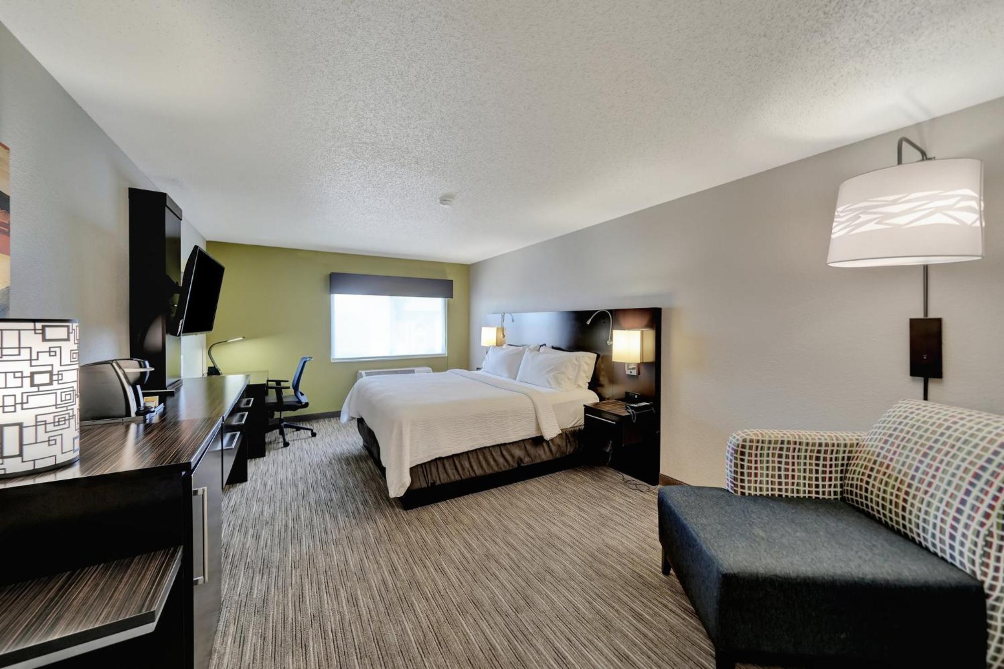 Holiday Inn Express Hotel & Suites Beatrice By Ihg Екстериор снимка